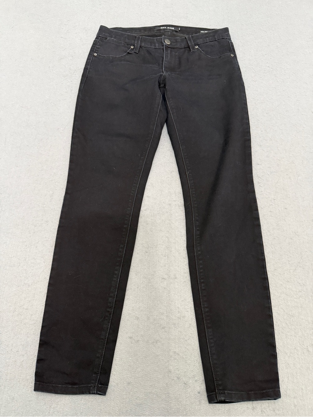 Women’s Max Jeans Size 10 Black Straight Leg Jeans